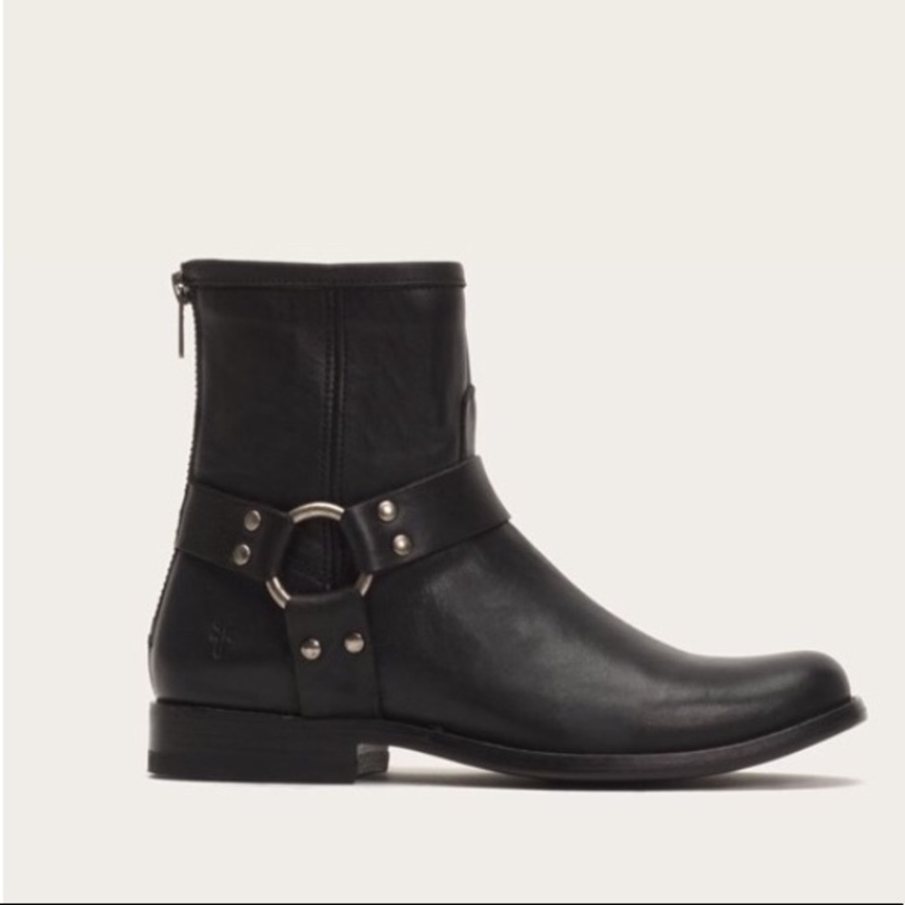 Frye Philip Harness Short Black Boots 6.5